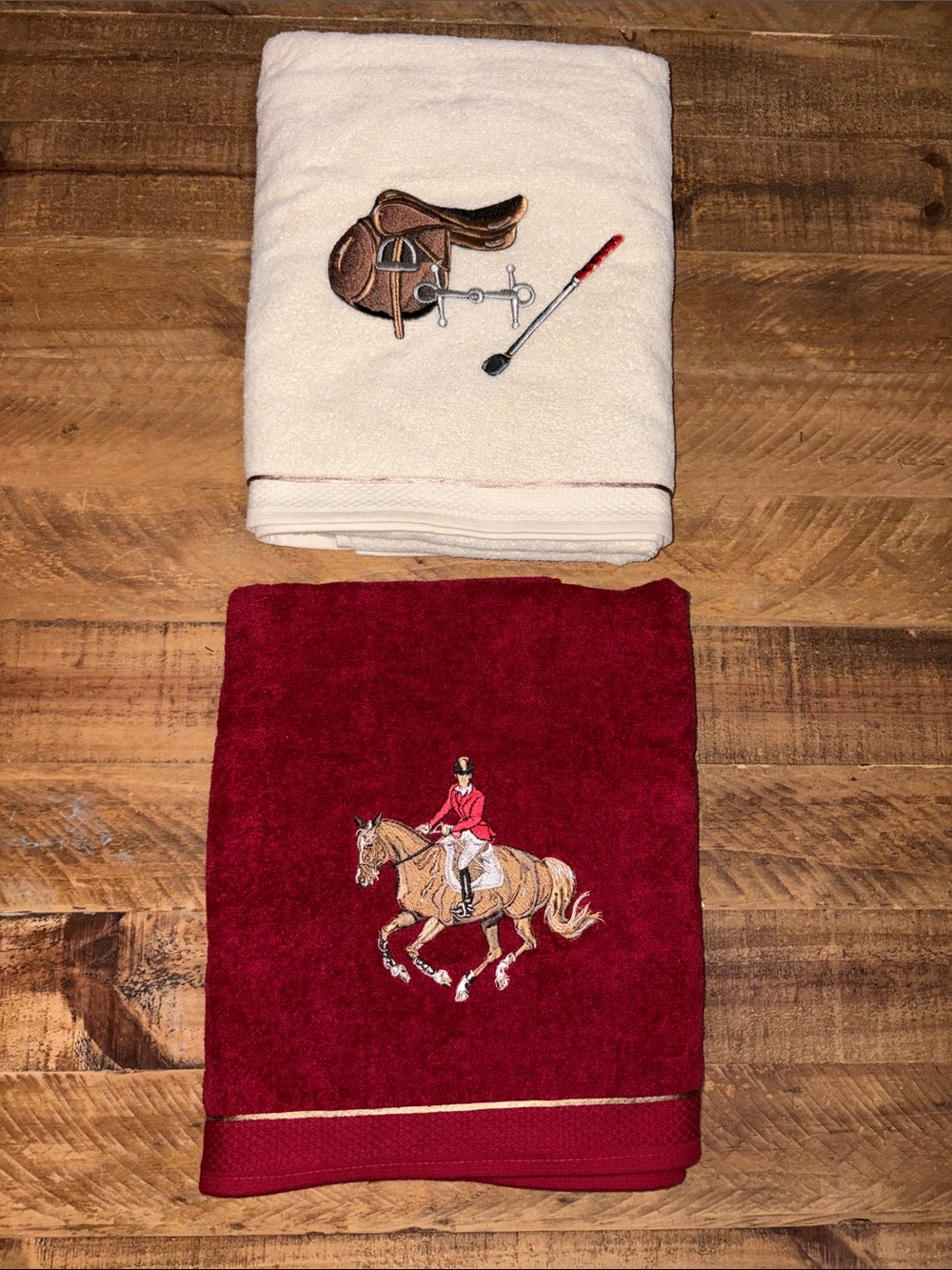 Embroidered Equestrian Towel Set - Ivory & Deep Ruby Red